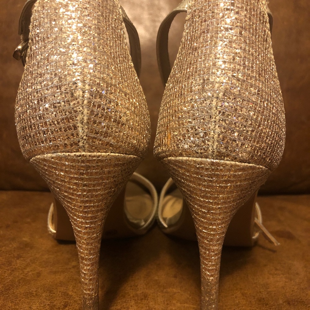 Chinese Laundry Gold Heels